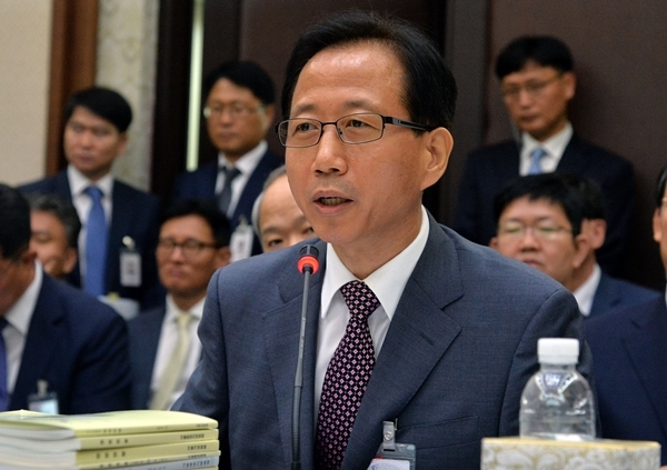 심상철 전 서울고등법원장은 통진당 소송 배당 조작 혐의로 지난 5일 검찰에 의해 기소됐다.