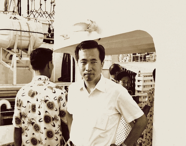 1969년 8월, 동원의 최초 어선인 '제31동원호' 출어식에 참석한 김재철 회장. ⓒ동원그룹