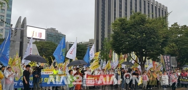지난 9월 서울 광화문광장에서 열린 3기 신도시 반대집회 ⓒ 뉴시스