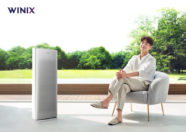 종합생활가전기업 위닉스는 2020년에도 공기청정기 전속모델로 배우 박보검과 함께한다고 10일 밝혔다. ⓒ위닉스