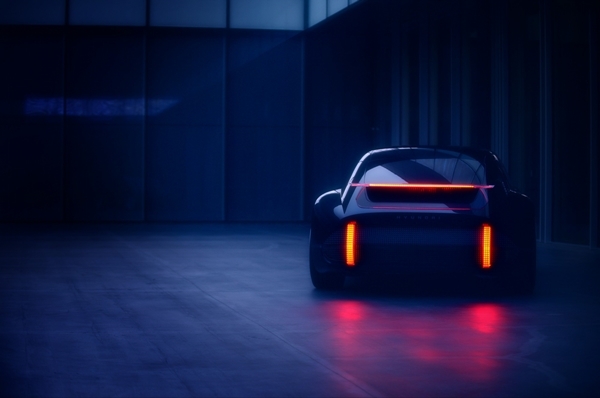 2020 제네바 모터쇼에서 공개될 예정인 현대차 EV 콘셉트카 ‘프로페시’의 티저 이미지. ⓒ 현대자동차