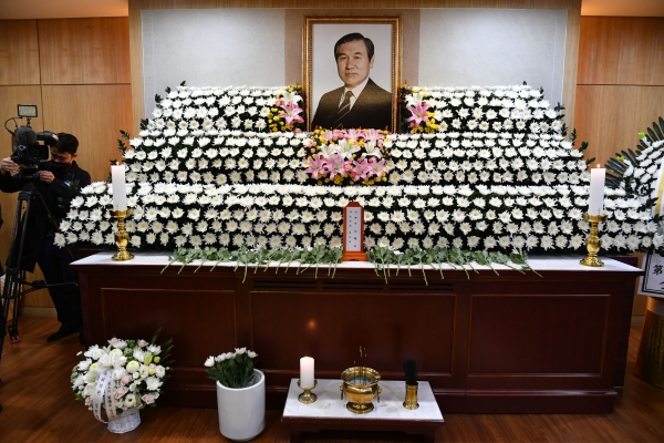 故 노태우 전 대통령의 빈소가 27일 서울대병원 장례식장에 마련됐다.ⓒ연합뉴스