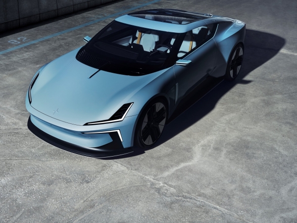 폴스타는 전기차 시대의 스포츠 로드스터를 재정의한 '폴스타 오투 콘셉트'(Polestar O2 Concept)를 공개했다. ⓒ 폴스타