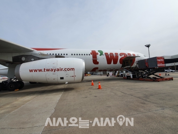 티웨이항공이 설립 이래 대형기(A330-300)를 최초 도입하면서 새로운 도약을 준비하고 있다. 17일