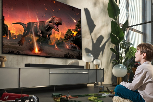 LG전자는 2022년형 ‘LG 올레드 에보’(Evo)가 최대 올레드 TV 시장인 유럽에서 최고 제품으로 인정받았다고 10일 밝혔다. ⓒLG전자