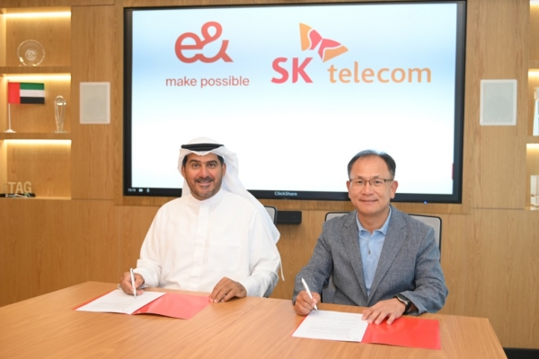 SK텔레콤은 아랍에미리트(UAE) 1위 통신사업자 이앤그룹(e&)과 중동 지역에 메타버스 사업을 공동 추진하는 업무협약을 체결했다고 12일 밝혔다. ⓒSKT