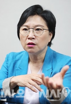 더불어민주당 김현 전 의원(당대표 사무부총장)은 87년 당시 한양대 총학생회에서 학술부장을 맡았다.ⓒ시사오늘 권희정 기자