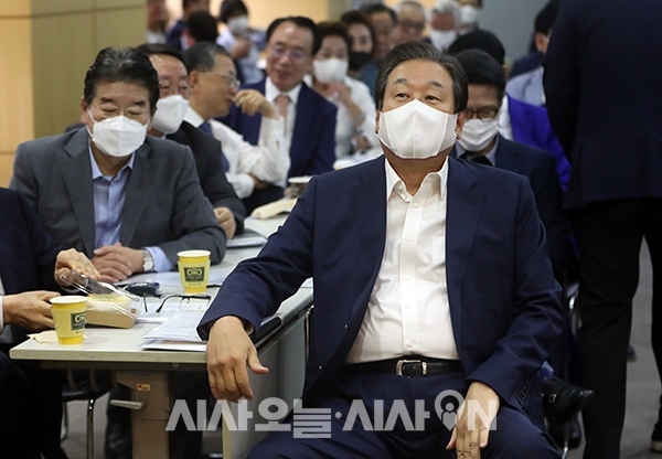 29일 오전 김무성 전 의원이 주최한 ‘더 좋은 세상으로’ 포럼의 두 번째 세미나가 열렸다.ⓒ시사오늘 권희정 기자