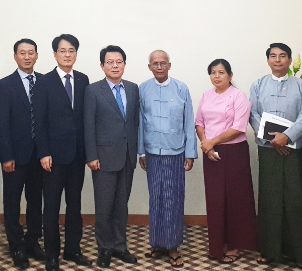 농협은행은 미얀마 중앙은행으로부터 양곤사무소 설립을 위한 최종 인가를 지난 6월 29일자로 획득했다고 6일 밝혔다. 이는 2019년 8월 인가신청서 제출 이후 약 10개월 만의 성과다. ⓒ농협은행
