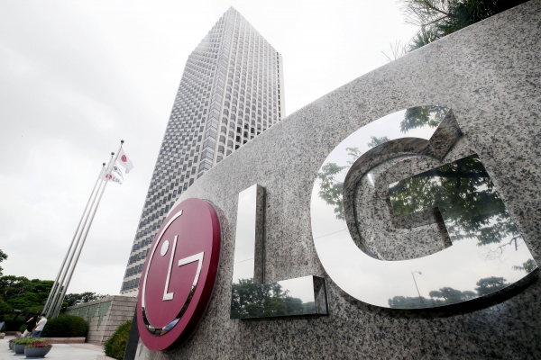 LG전자는 중국 전자회사 TCL을 상대로 제기한 ‘LTE 특허침해 금지소송’에서 승소했다고 9일 밝혔다.ⓒ뉴시스
