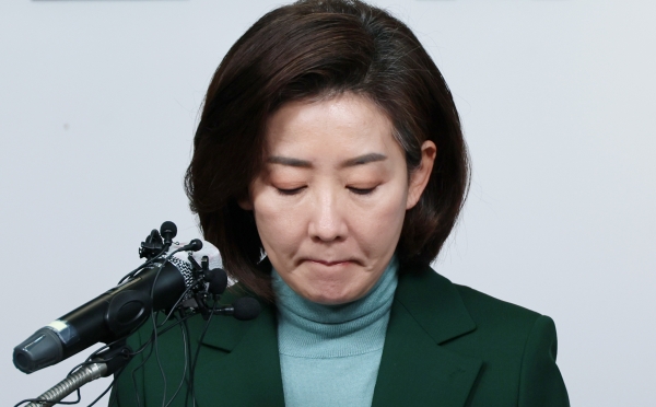국민의힘 전당대회를 앞두고 김기현 의원과 나경원 전 의원의 연대설이 불거지고 있다. ⓒ연합뉴스