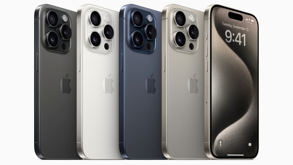 애플이 출시한 신제품 아이폰15 시리즈가 전작에 비해 저조한 판매량을 기록 중이다. ⓒ 애플